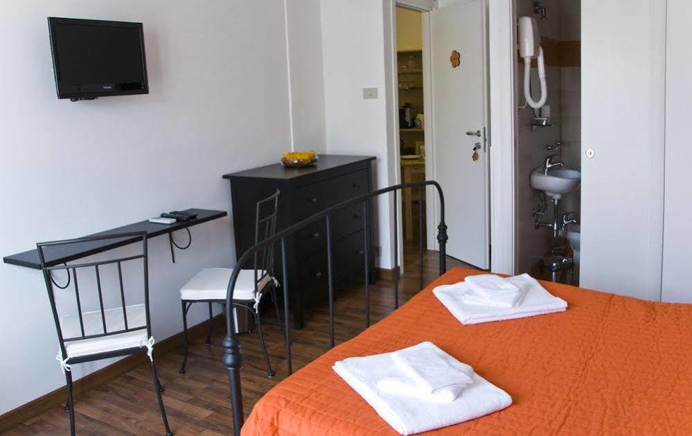 Zenzero & Cannella Boutique Rooms Trieste Exterior foto